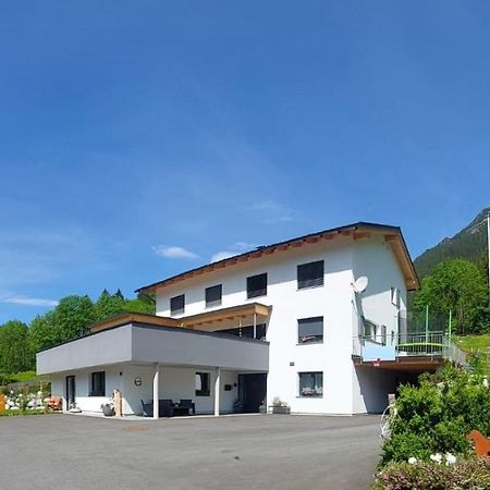 Haus Bazigg Daire Klosterle am Arlberg Dış mekan fotoğraf