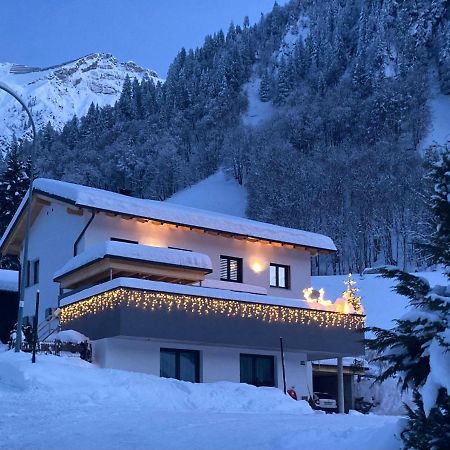 Haus Bazigg Daire Klosterle am Arlberg Dış mekan fotoğraf