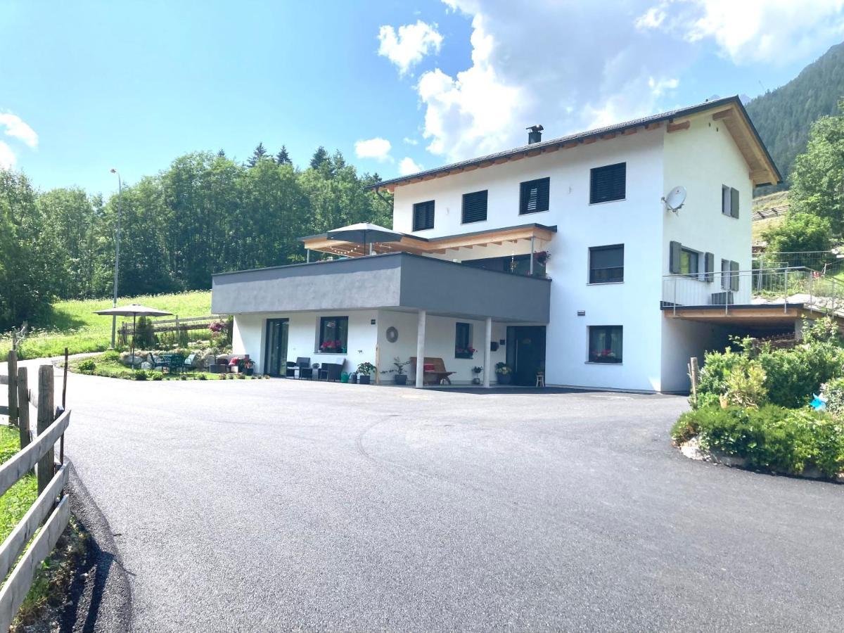 Haus Bazigg Daire Klosterle am Arlberg Dış mekan fotoğraf